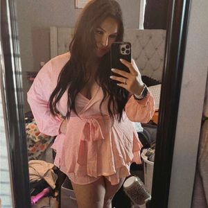 Meet your Posher, Destyni